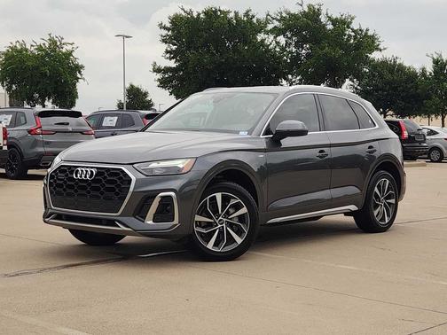 Daytona Gray Pearl Effect 2022 Audi Q5 45 S line Premium