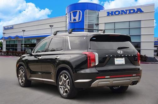Abyss Black Pearl 2023 Hyundai PALISADE Limited