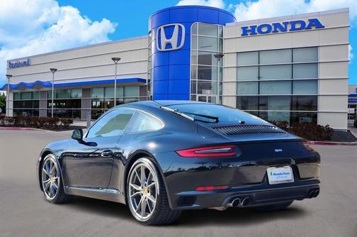 2017 Porsche 911 Carrera