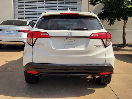 Platinum White Pearl 2020 Honda HR-V AWD Sport