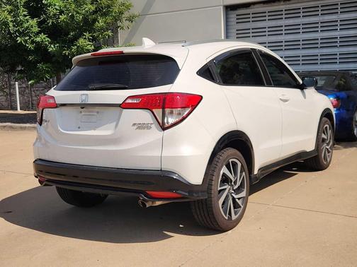 Platinum White Pearl 2020 Honda HR-V AWD Sport
