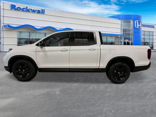 Platinum White Pearl 2026 Honda Ridgeline Black