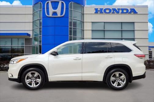 2016 Toyota Highlander Limited Platinum
