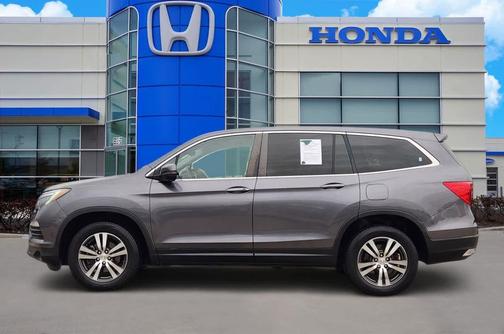 2017 Honda Pilot EX