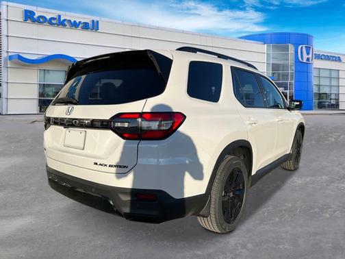 2026 Honda Pilot Black Edition