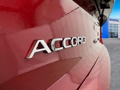 2025 Honda Accord LX 1.5T