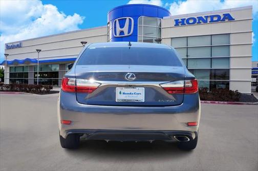 2016 Lexus ES 350 Base