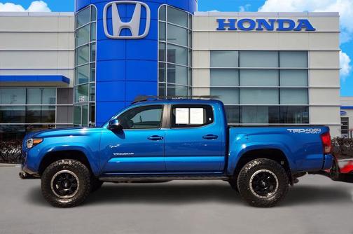 2016 Toyota Tacoma TRD Sport