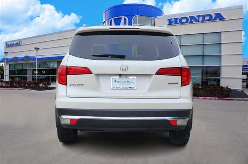 2018 Honda Pilot Touring