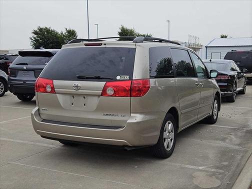 2008 Toyota Sienna LE