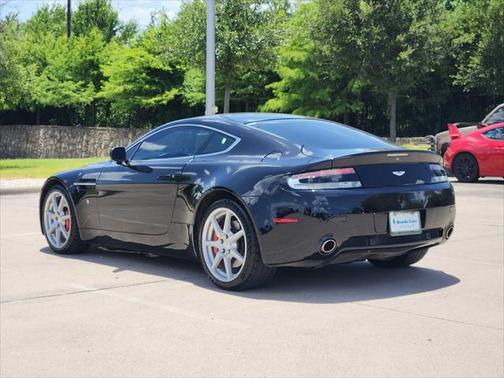 2009 Aston Martin V8 Vantage Base