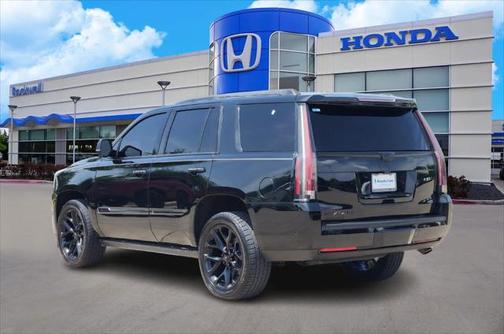 2017 Cadillac Escalade Platinum