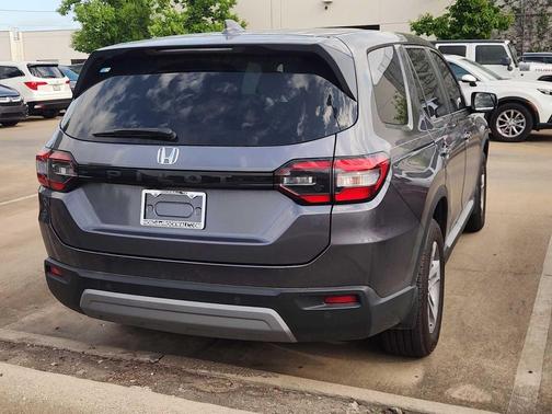 Modern Steel Metallic 2025 Honda Pilot EX-L