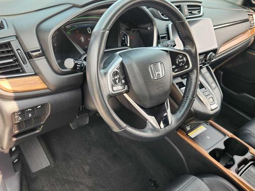 Platinum White Pearl 2020 Honda CR-V Hybrid Touring