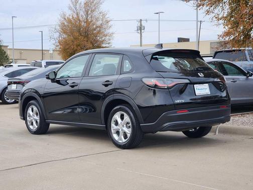2023 Honda HR-V LX
