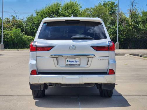 2020 Lexus LX 570 Three-Row
