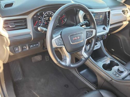 2021 GMC Acadia FWD SLT