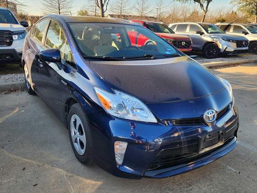 2013 Toyota Prius Two