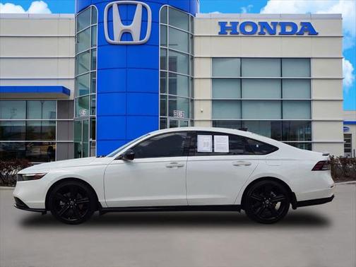 2023 Honda Accord Hybrid Base