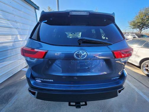 2018 Toyota Highlander Limited