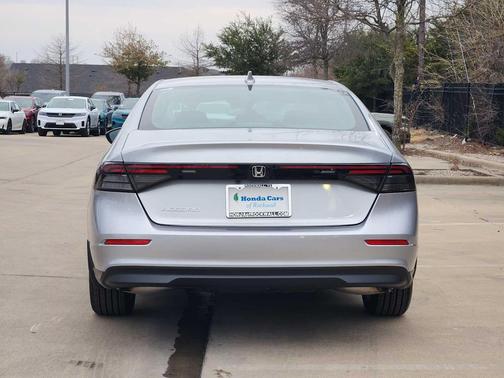 2025 Honda Accord LX 1.5T