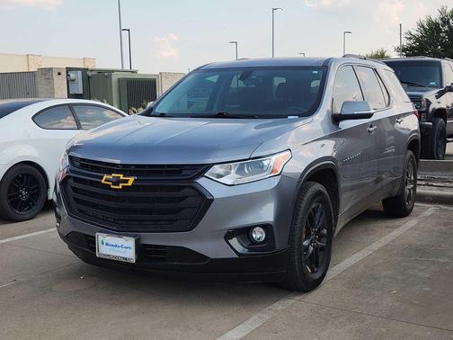 2021 Chevrolet Traverse LT Cloth