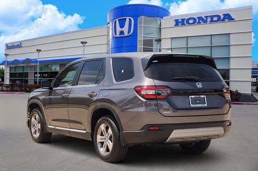 Modern Steel Metallic 2025 Honda Pilot EX-L