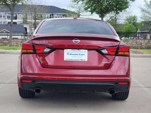 Scarlet Ember 2024 Nissan Altima SR VC-Turbo FWD