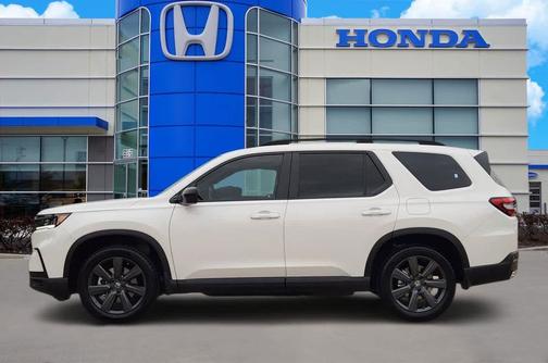Platinum White Pearl 2025 Honda Pilot Sport