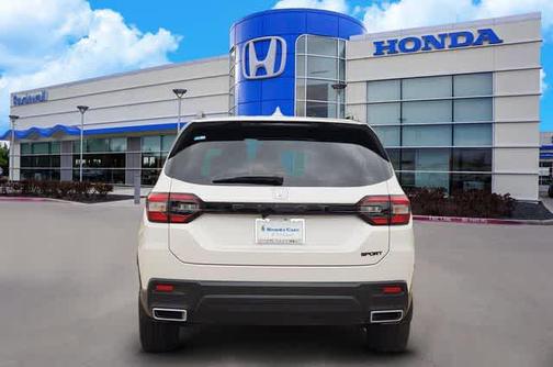 Platinum White Pearl 2025 Honda Pilot Sport