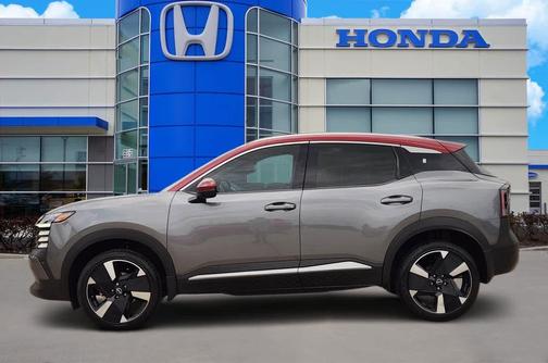 Gun Metallic/Scarlet Ember Tintcoat 2025 Nissan Kicks SR