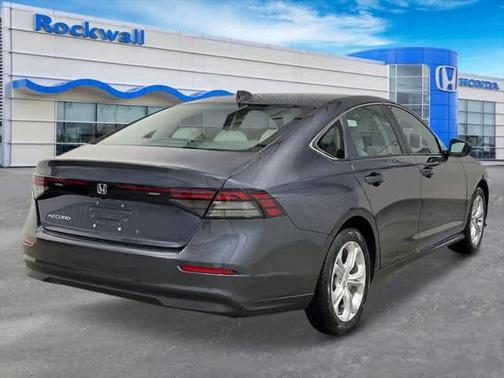 2025 Honda Accord LX 1.5T