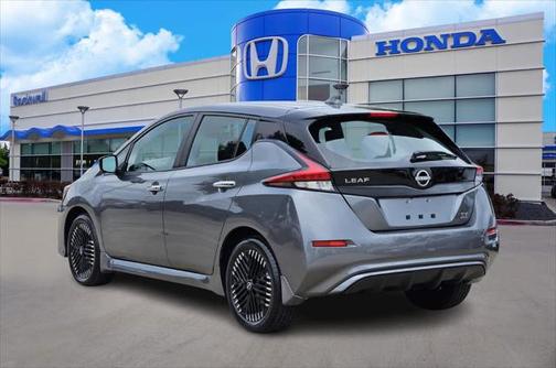 2024 Nissan Leaf SV PLUS