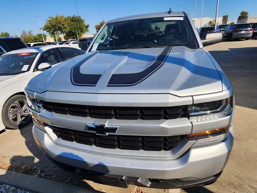 2018 Chevrolet Silverado 1500 Custom