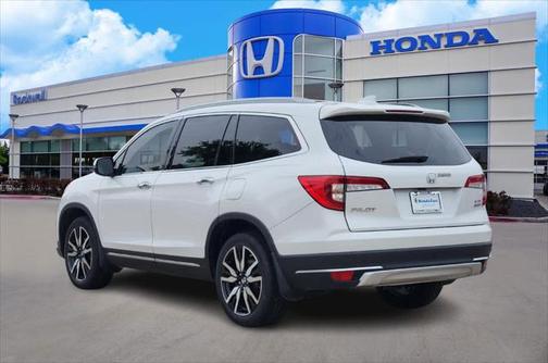 2022 Honda Pilot AWD Elite