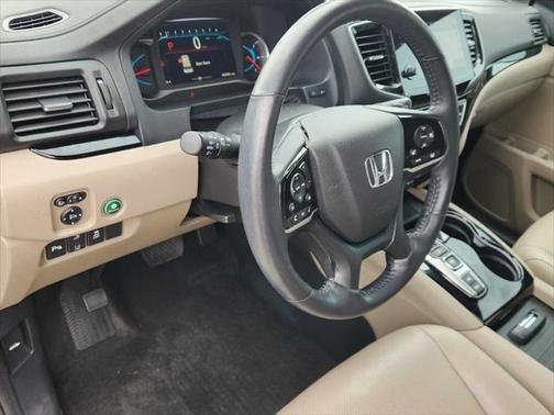 2022 Honda Pilot AWD Elite