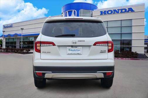 2022 Honda Pilot AWD Elite