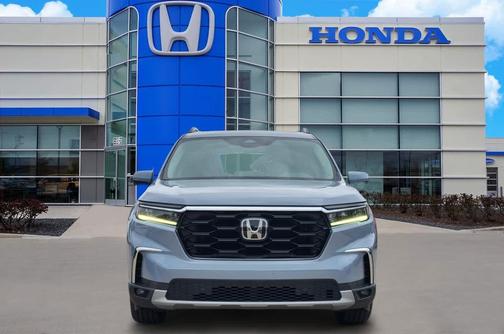 2024 Honda Pilot Touring 8-Passenger