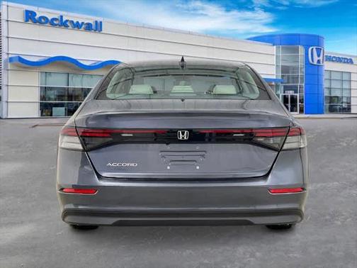 2025 Honda Accord LX 1.5T