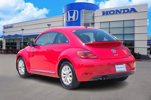 2019 Volkswagen Beetle 2.0T S