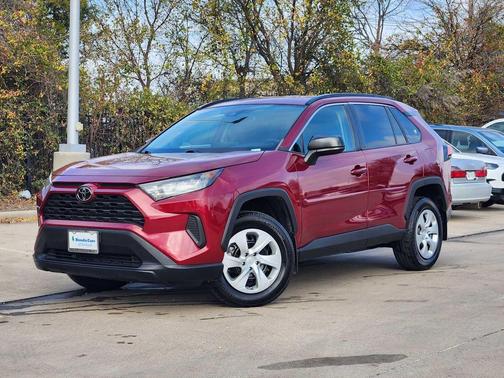 2021 Toyota RAV4 LE