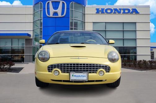 2002 Ford Thunderbird Base