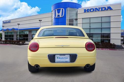 2002 Ford Thunderbird Base