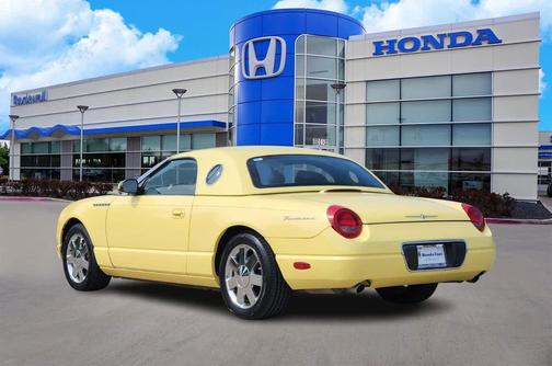 2002 Ford Thunderbird Base