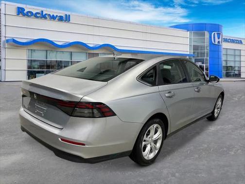 2025 Honda Accord LX 1.5T