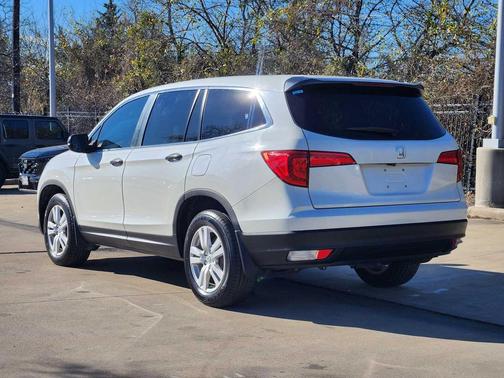 2017 Honda Pilot LX