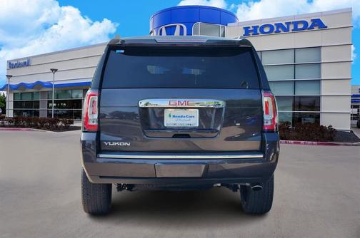 2017 GMC Yukon Denali