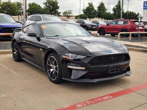 2022 Ford Mustang EcoBoost Premium