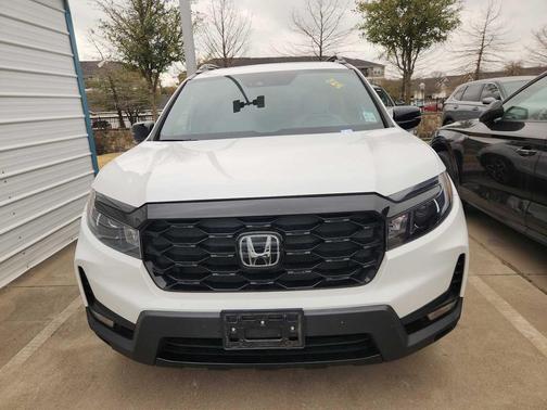 2023 Honda Passport AWD Elite