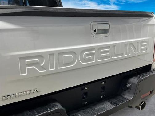 2025 Honda Ridgeline Black